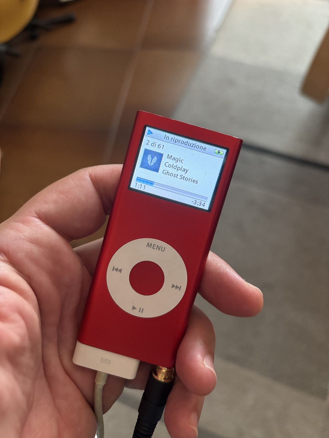 Di nuovo in riproduzione, nel suo guscio Product Red